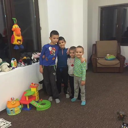 Poarta Raiului Πανσιόν 4*